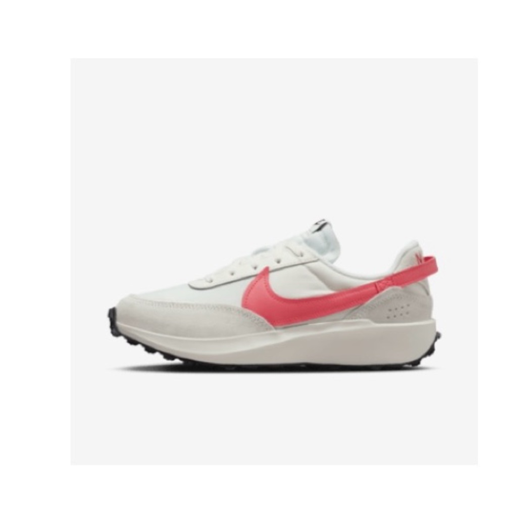 Nike Waffle Debut